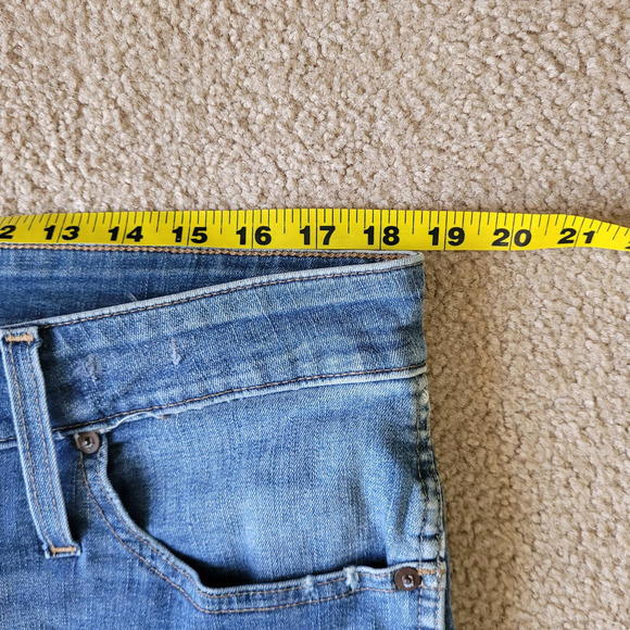 Madewell Curvy High Rise Skinny Distressed Jean Drop Step Hem Edition . Size 34P - Picture 8 of 11